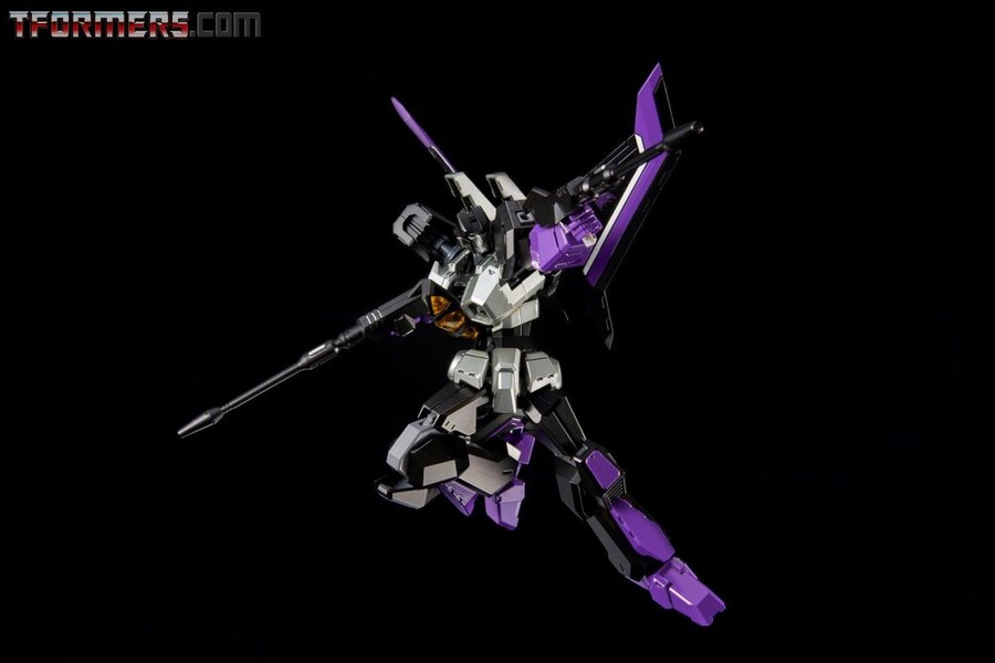 Flame Toys Skywarp Model Kit  (22 of 32)